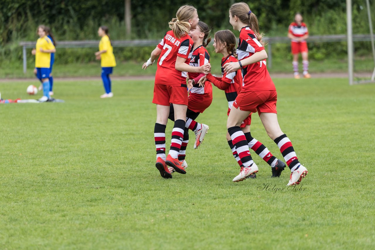 Bild 711 - Loewinnen Cup